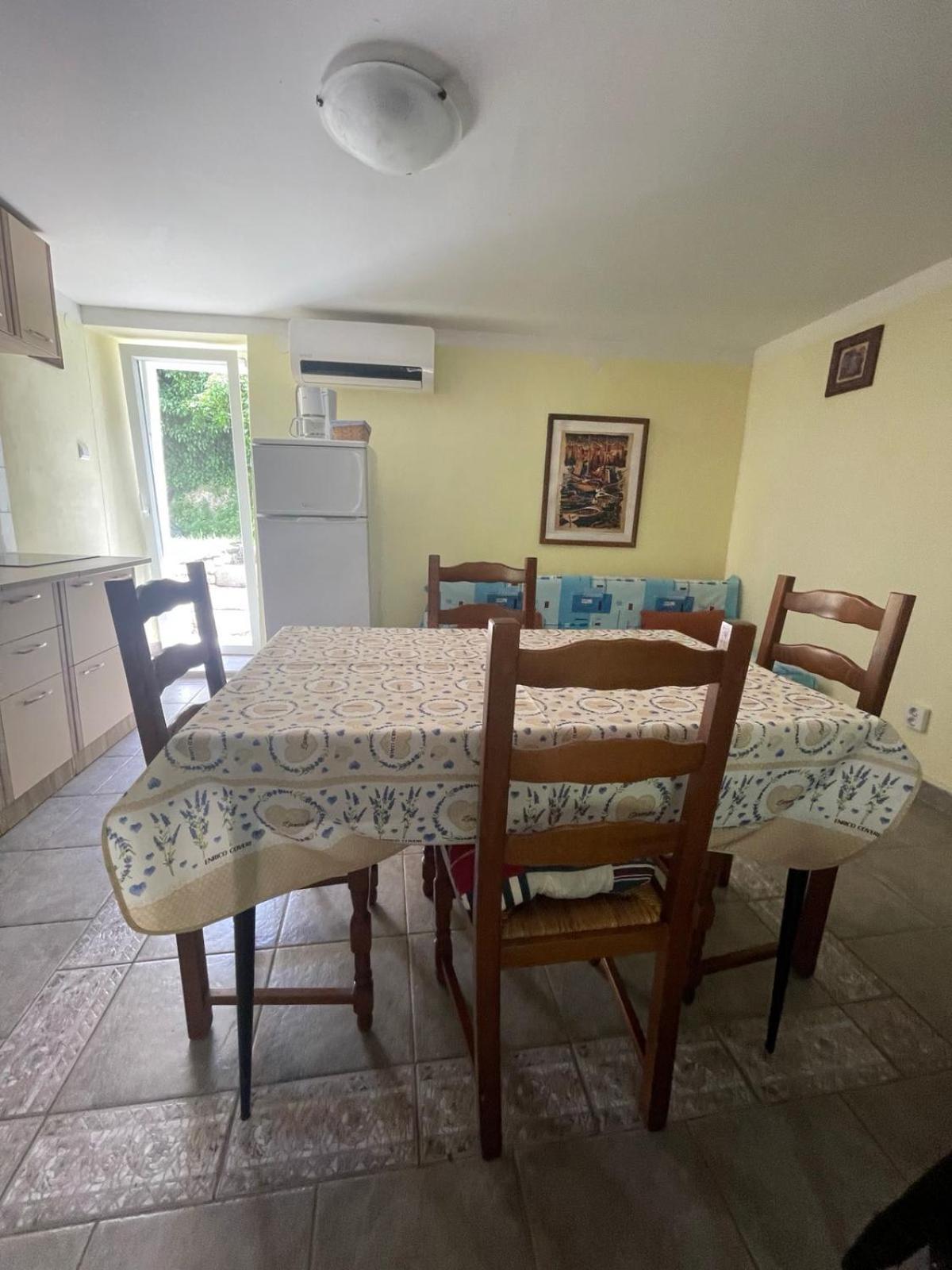 Apartment Kalikut Beli Værelse billede